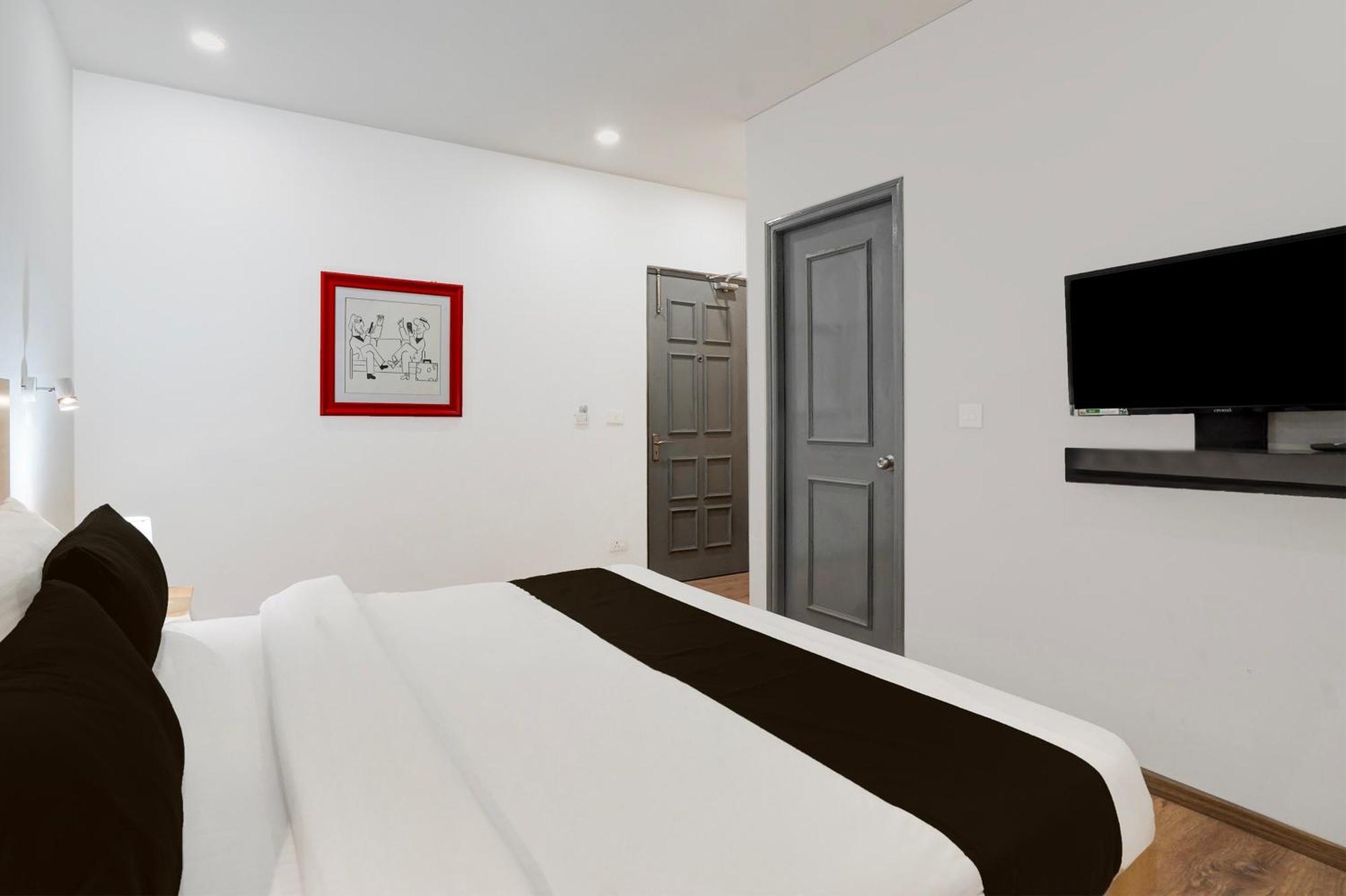 Super Townhouse Gomti Nagar Sector 6 Near Ekana Stadium Lakhnaú Exteriér fotografie