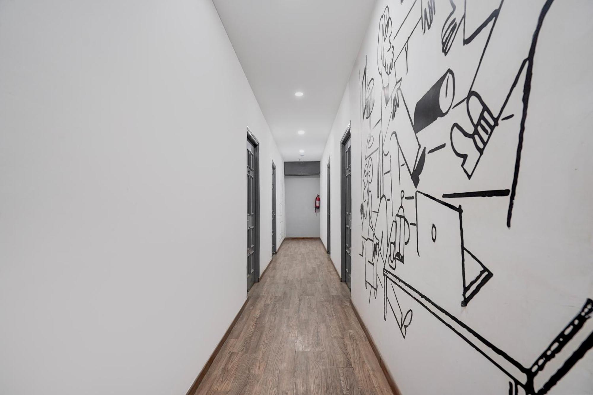Super Townhouse Gomti Nagar Sector 6 Near Ekana Stadium Lakhnaú Exteriér fotografie